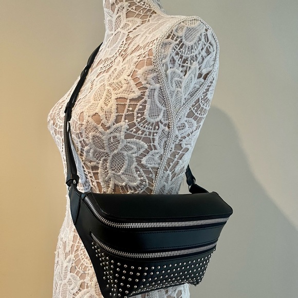 New still nordic crossbody leather bag org $399 - Picture 4 of 16